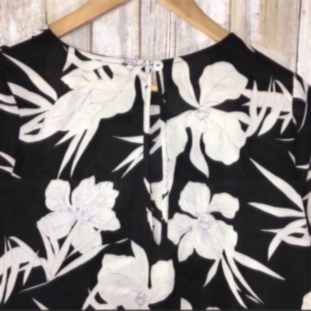 Show Me Your Mumu Lily Collins Floral Blouse - Picture 5 of 6